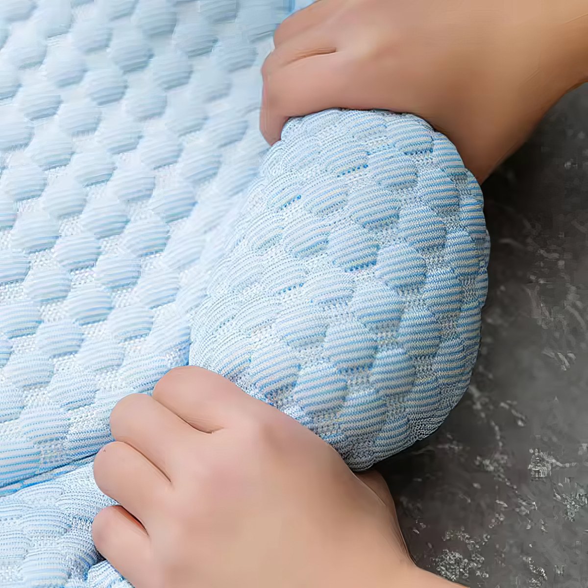 Dog Cooling Mat | Temperature Control, Non-Slip, Machine Washable